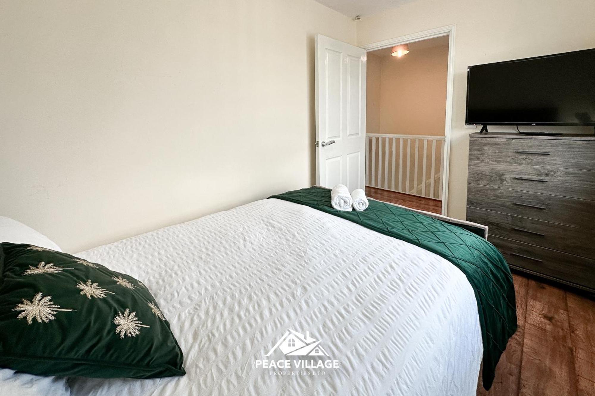 Ashton Co-Living - Private Room Self-Cater Manchester Bagian luar foto